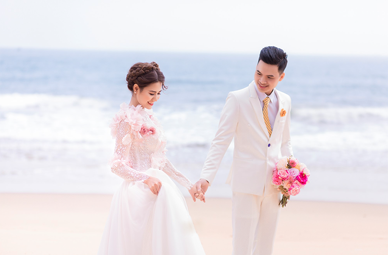 15 mẫu chụp ảnh cưới ở biển đẹp lãng mạn nhất 2023