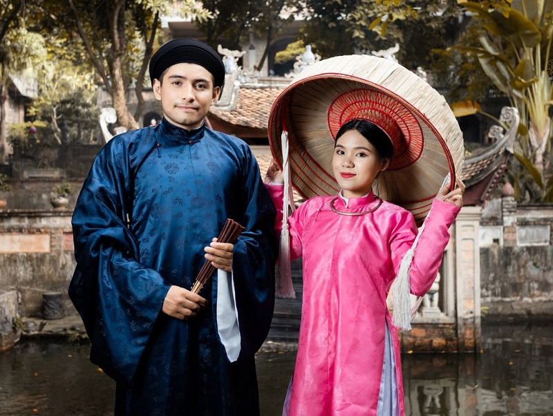 trang phục chụp ảnh cưới cổ trang Việt Nam - áo ngũ thân