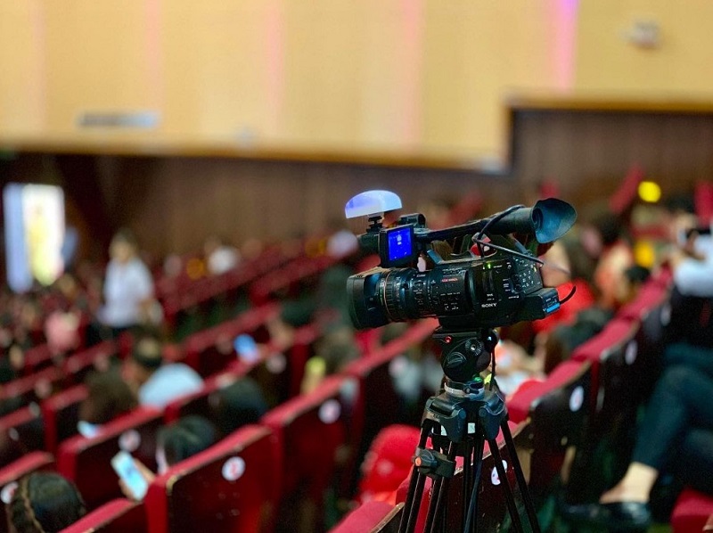 Các loại hình quay phim hội thảo phổ biến hiện nay - quay phim tư liệu
